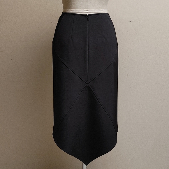JÖN Black Pointed Hem Skirt 4 - Picture 4 of 10